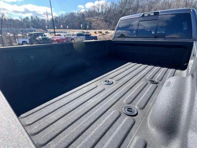 2025 Ram 3500 Limited Crew Cab 4x4 8' Box