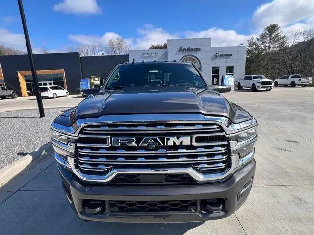 2025 Ram 3500 Limited Crew Cab 4x4 8' Box