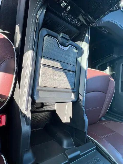 2025 Ram 3500 Limited Crew Cab 4x4 8' Box