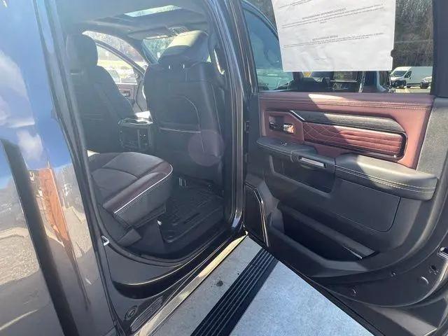 2025 Ram 3500 Limited Crew Cab 4x4 8' Box