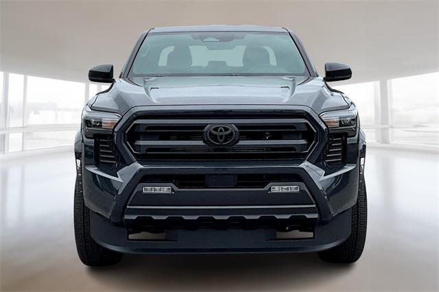 2024 Toyota Tacoma SR5 4WD