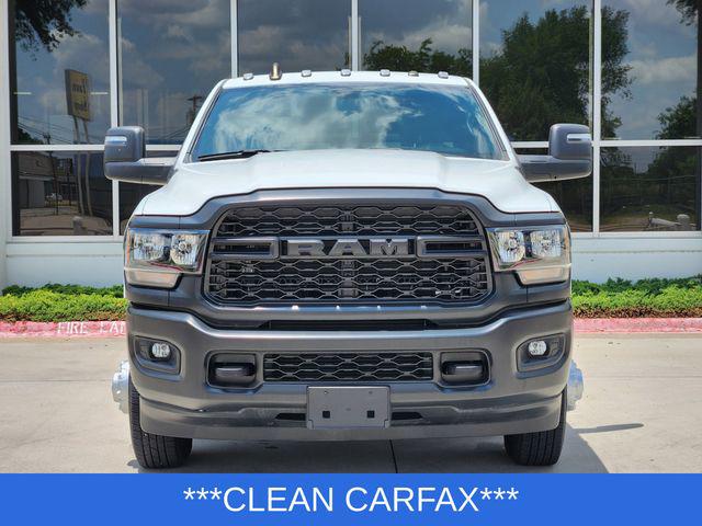 2023 RAM 3500 Tradesman Crew Cab 4x4 8 Box