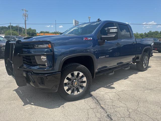 2024 Chevrolet Silverado 2500HD 4WD Crew Cab Standard Bed Custom