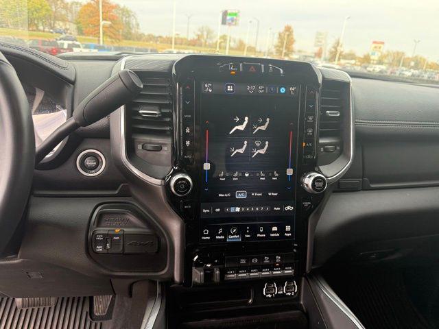 2024 RAM 3500 Laramie Crew Cab 4x4 64 Box 2024 RAM 3500 Laramie Crew Cab 4x4 64 Box