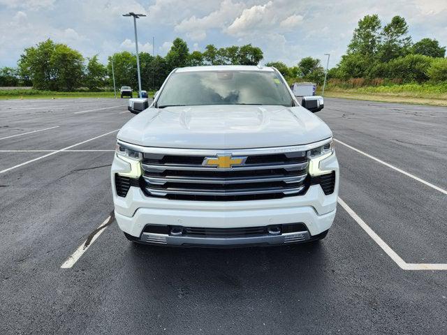 2023 Chevrolet Silverado 1500 4WD Crew Cab Short Bed High Country