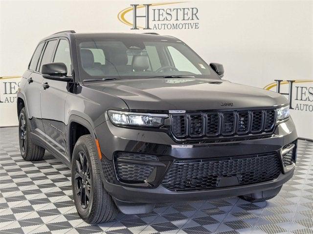 2025 Jeep Grand Cherokee Altitude X 4x2