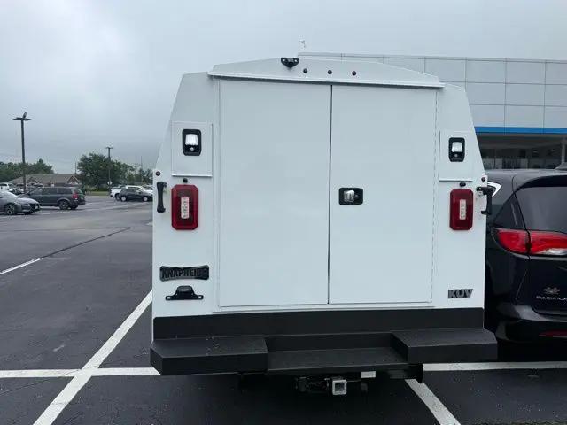 2025 Chevrolet Express Cutaway Work Van