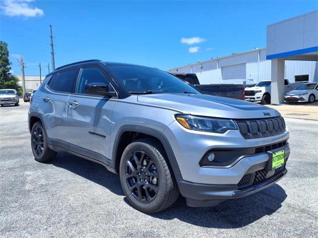 2022 Jeep Compass Altitude FWD