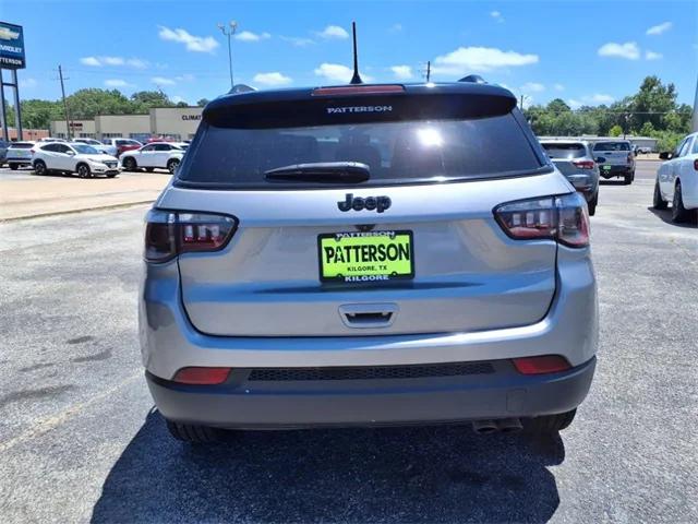 2022 Jeep Compass Altitude FWD