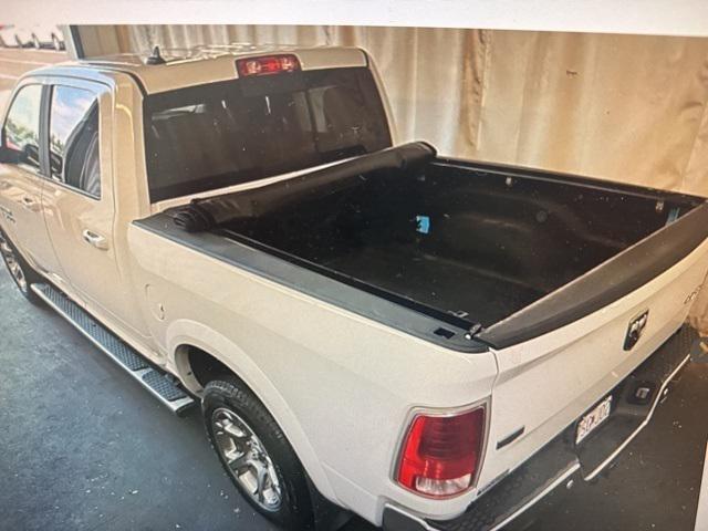 2018 RAM 1500 Laramie Crew Cab 4x4 57 Box