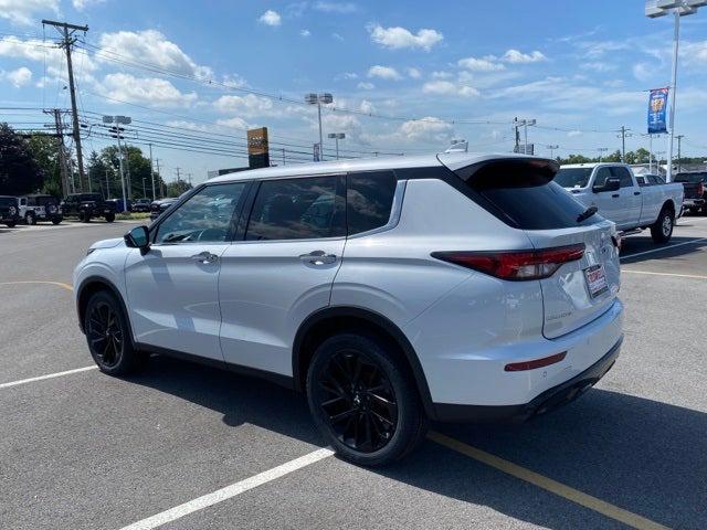 2023 Mitsubishi Outlander SE Black Edition S-AWC