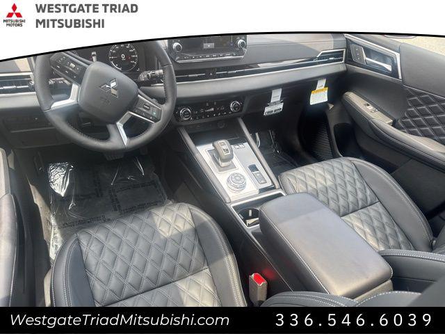 2025 Mitsubishi Outlander PHEV SEL S-AWC