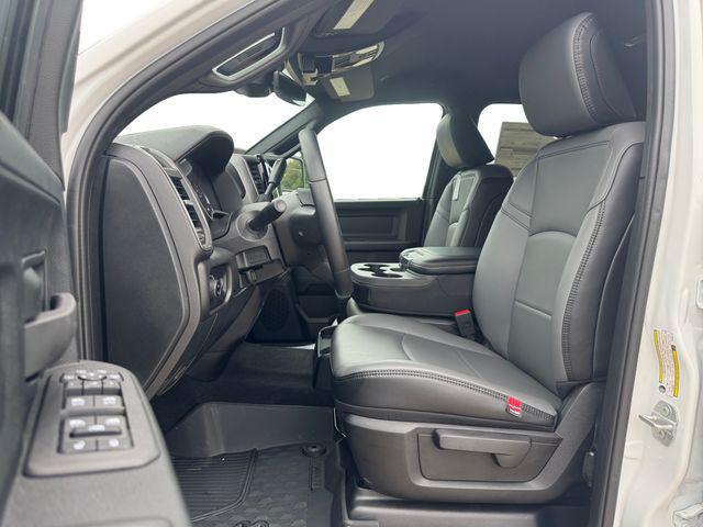2025 Ram 2500 Tradesman Crew Cab 4x4 6'4" Box