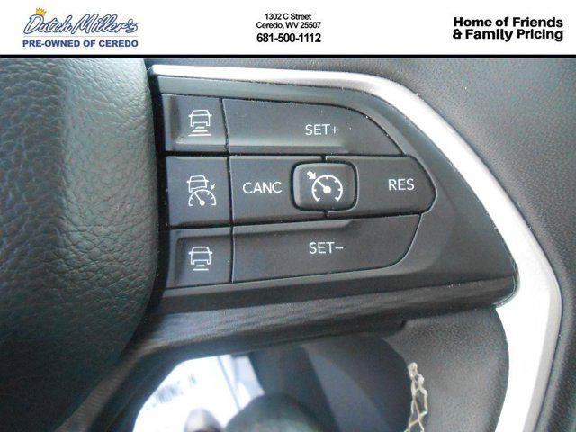 2023 Jeep Grand Cherokee L Laredo 4x4