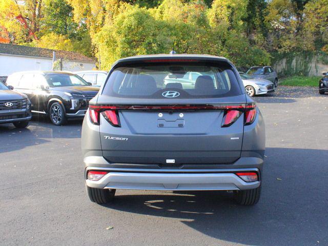 2025 Hyundai Tucson SE