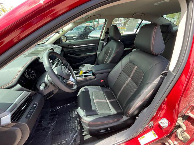 2025 Nissan Altima SR FWD