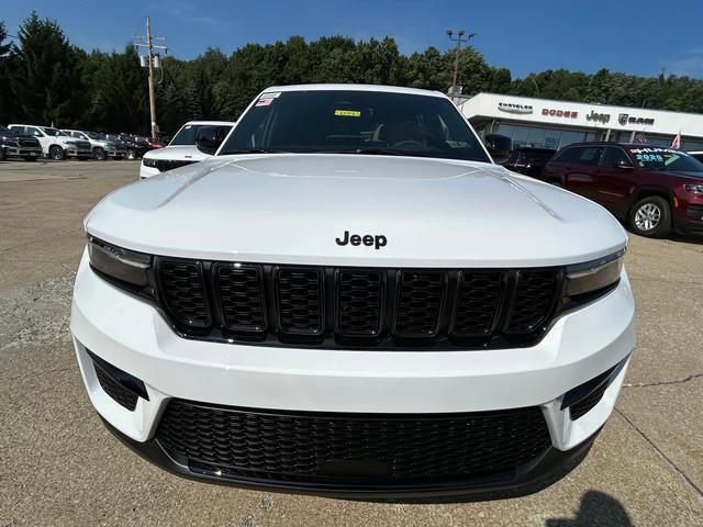 2025 Jeep Grand Cherokee GRAND CHEROKEE LIMITED 4X4 2025 Jeep Grand Cherokee GRAND CHEROKEE LIMITED 4X4