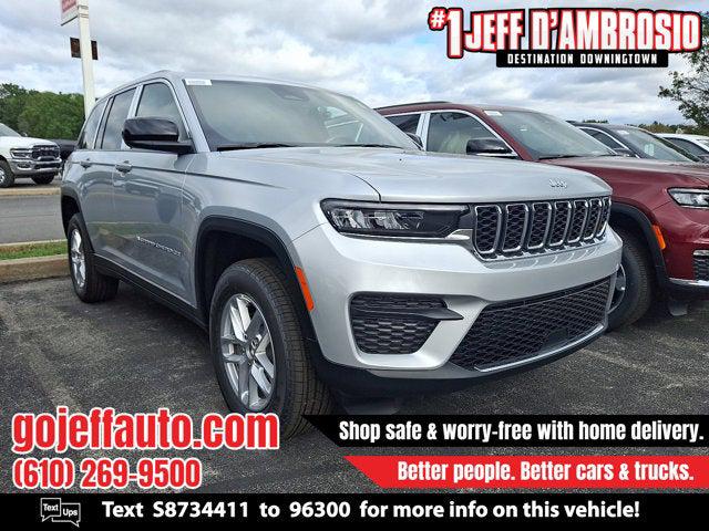 2025 Jeep Grand Cherokee GRAND CHEROKEE LAREDO X 4X4