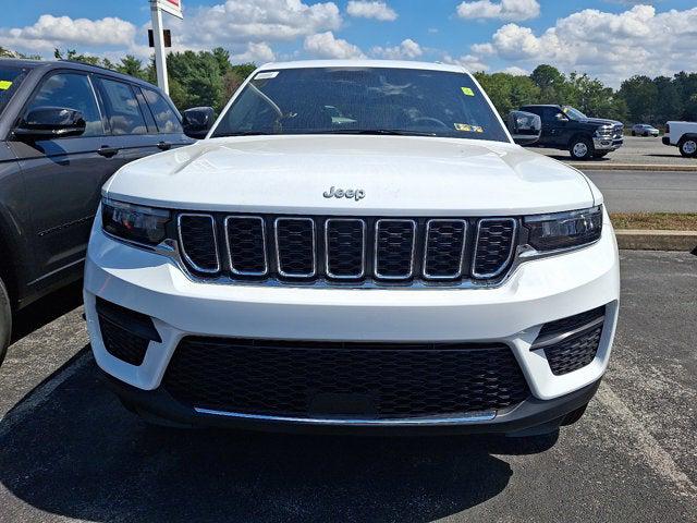 2025 Jeep Grand Cherokee GRAND CHEROKEE LAREDO X 4X4