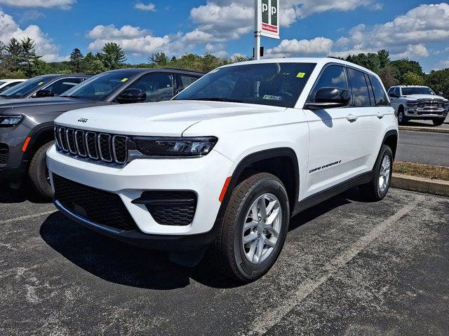 2025 Jeep Grand Cherokee GRAND CHEROKEE LAREDO X 4X4