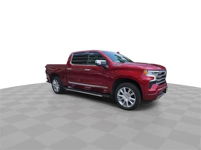 2022 Chevrolet Silverado 1500 4WD Crew Cab Short Bed High Country