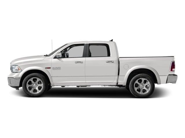 2017 RAM 1500 Laramie Crew Cab 4x4 57 Box
