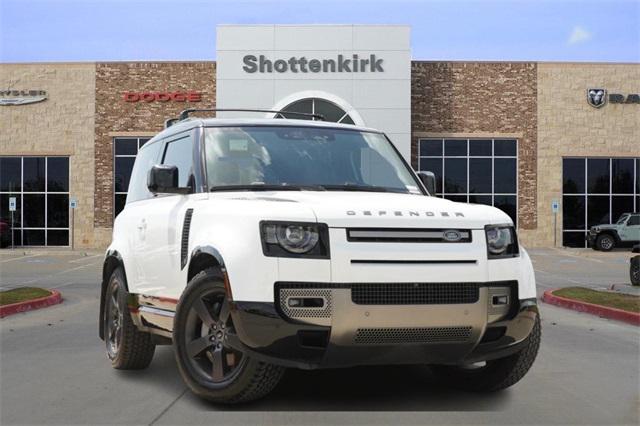 2024 Land Rover Defender 90 P400 X-Dynamic SE