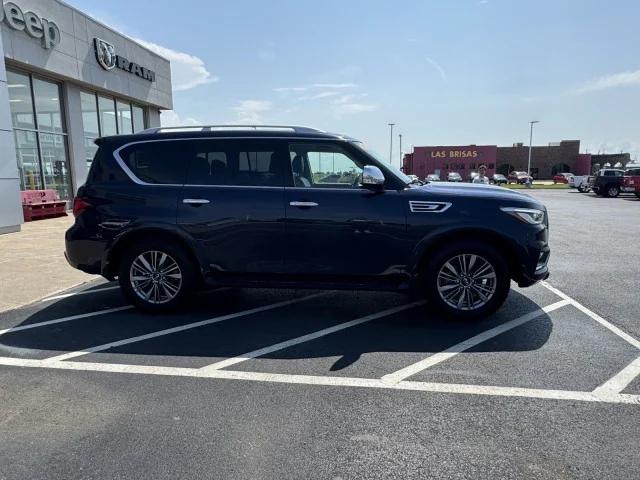 2022 INFINITI QX80 LUXE AWD