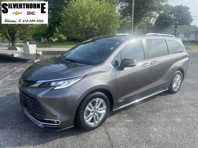 2021 Toyota Sienna Limited