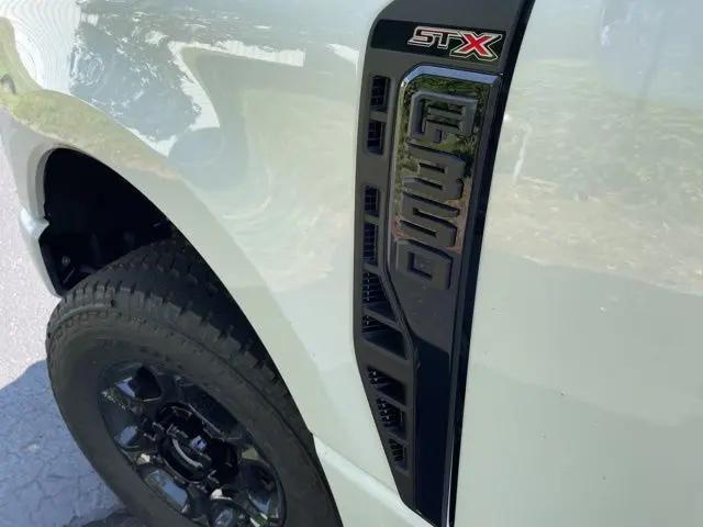 2025 Ford F-350 XL