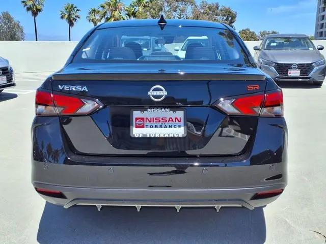 2025 Nissan Versa 1.6 SR