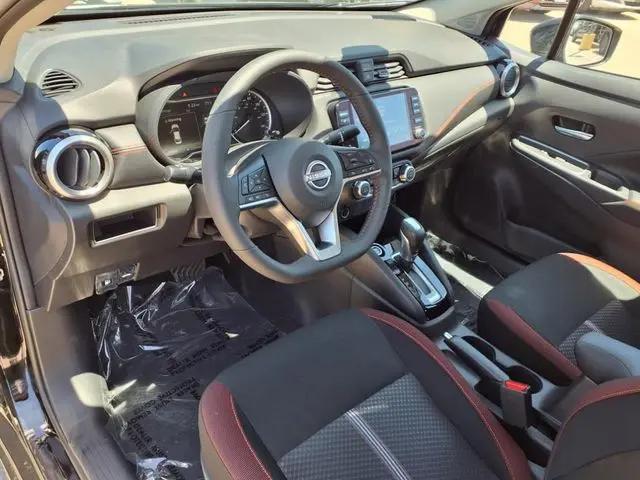 2025 Nissan Versa 1.6 SR
