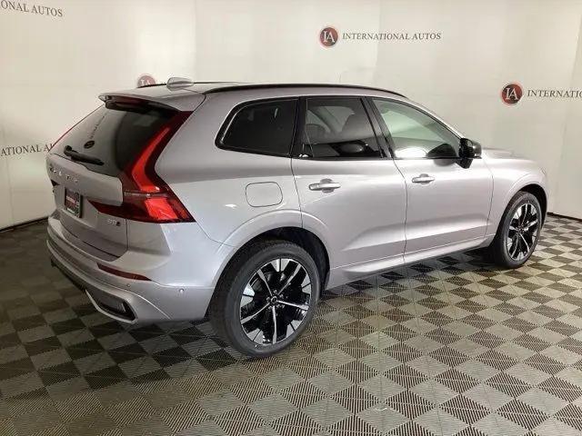 2026 Volvo XC60 B5 Plus