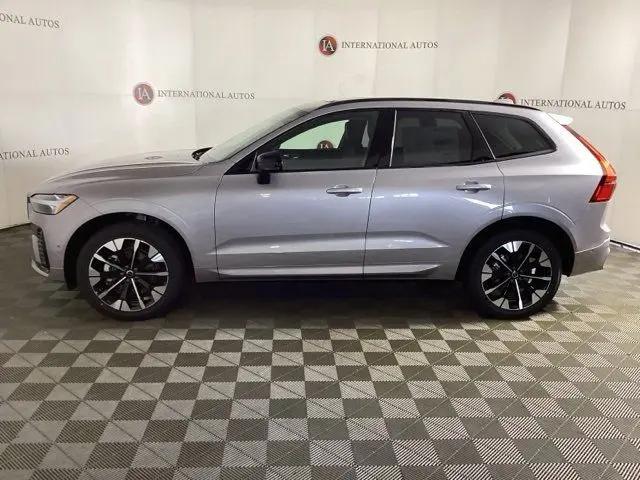 2026 Volvo XC60 B5 Plus