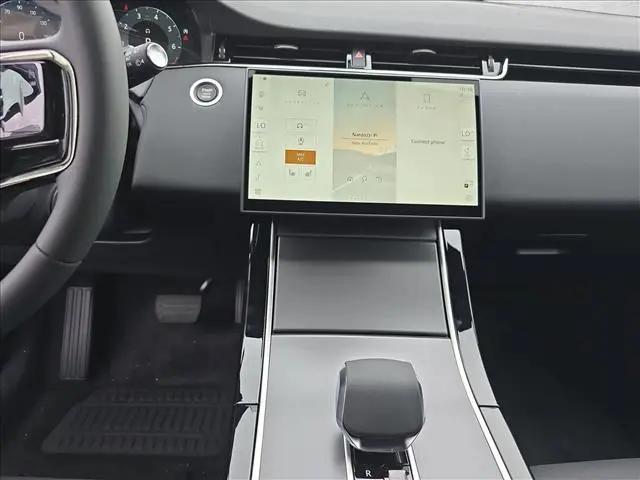2026 Land Rover Range Rover Evoque S
