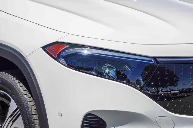 2024 Mercedes-Benz EQB 300 4MATIC