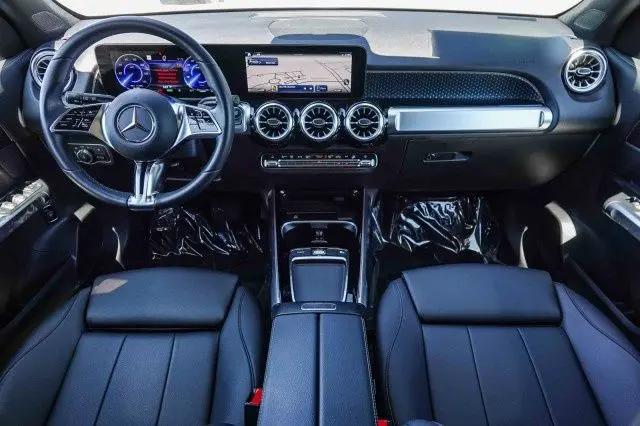2024 Mercedes-Benz EQB 300 4MATIC
