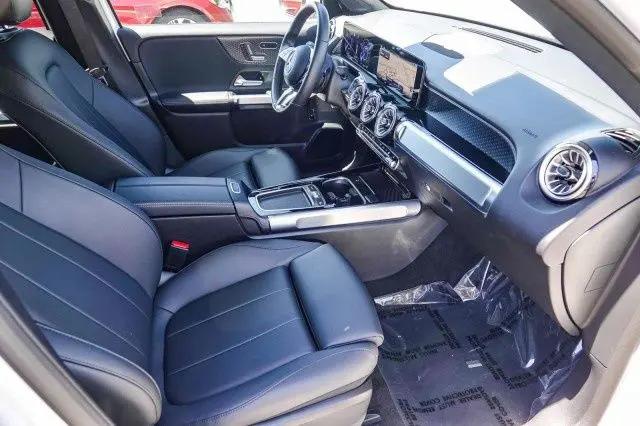 2024 Mercedes-Benz EQB 300 4MATIC
