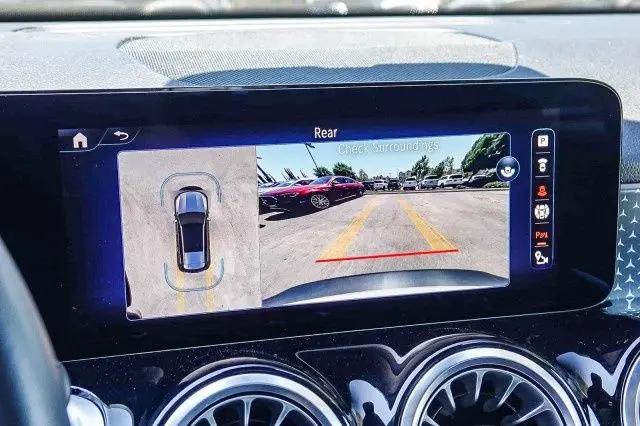2024 Mercedes-Benz EQB 300 4MATIC