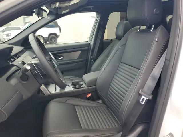 2025 Land Rover Discovery Sport Dynamic SE