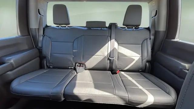 2025 Chevrolet Silverado 3500HD 2WD Crew Cab Standard Bed Work Truck