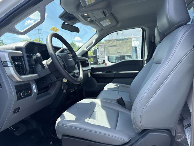 2025 Ford F-550 XL