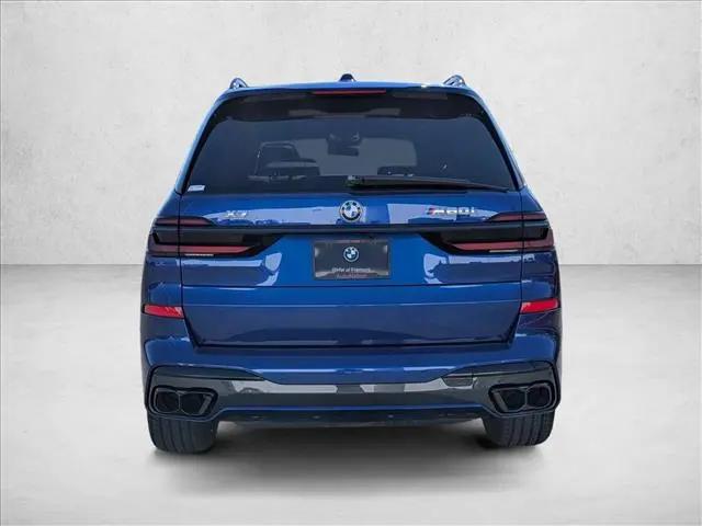 2025 BMW X7 M60i