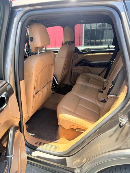 2014 Porsche Cayenne Base