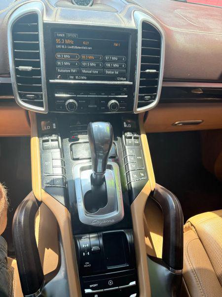 2014 Porsche Cayenne Base