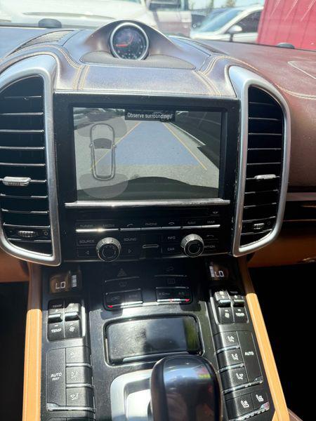 2014 Porsche Cayenne Base