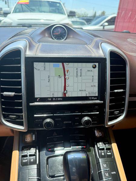2014 Porsche Cayenne Base