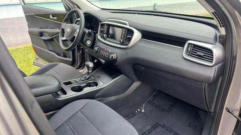 2019 Kia Sorento 2.4L LX