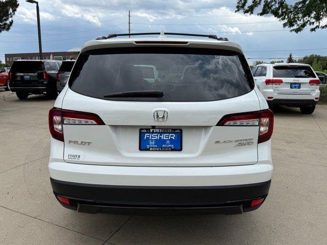 2022 Honda Pilot AWD Black Edition