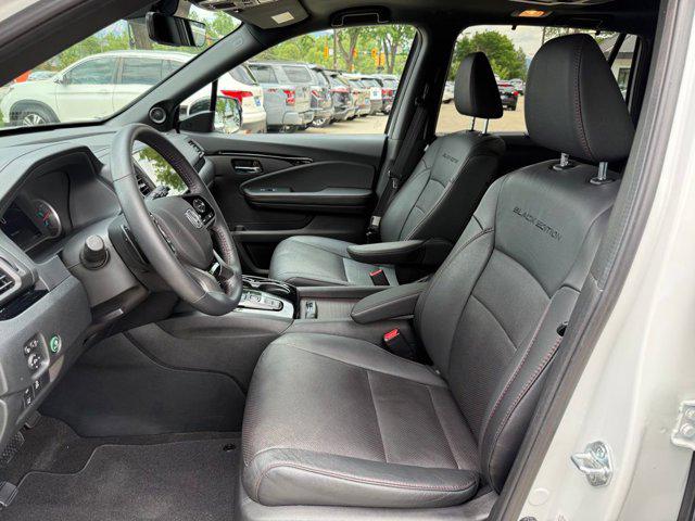 2022 Honda Pilot AWD Black Edition